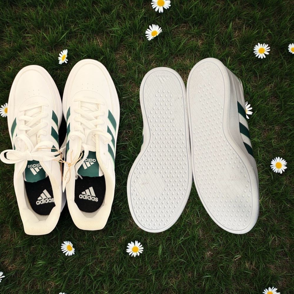 Adidas 2.0 white and Green Casual Shoes. New. Fast 🚚📦size 9.5 men 10.5 women